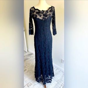 Olvis long dark blue lace dress. Size L